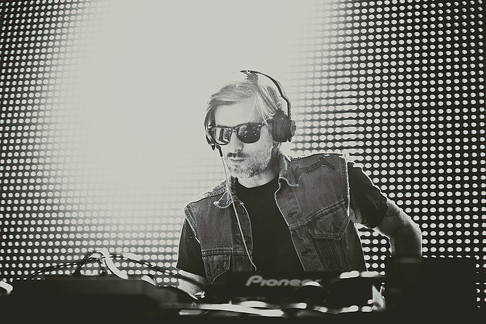 2012-05-26 - Kavinsky från Dans Dakar, Stockholm