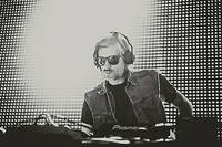 2012-05-26 - Kavinsky från Dans Dakar, Stockholm