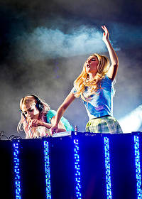 2012-05-30 - Rebecca & Fiona från Liseberg, Göteborg