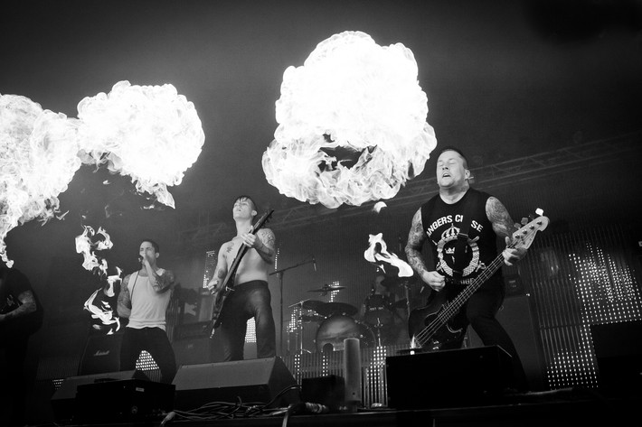 2012-05-30 - Raised Fist från Siesta!, Hässleholm