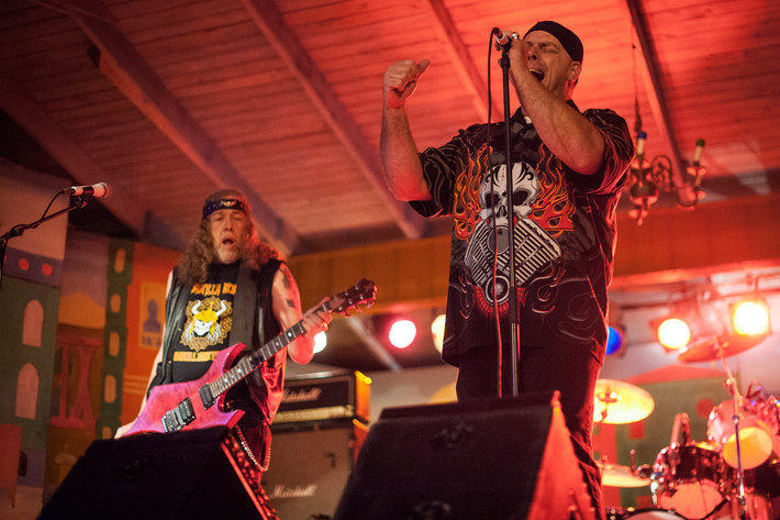 2012-06-02 - Manilla road från Muskelrock, Alvesta