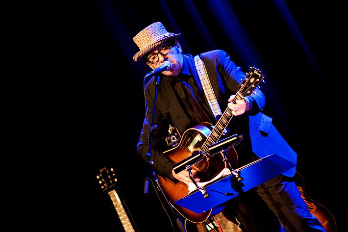 2012-06-08 - Elvis Costello från Rival, Stockholm