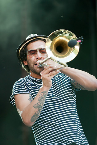 2012-06-15 - Mad Caddies från Greenfield Festival, Interlaken