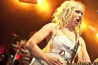 2012-06-15 - Katzenjammer från Hultsfredsfestivalen, Hultsfred