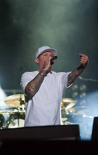 2012-06-15 - Limp Bizkit från Greenfield Festival, Interlaken