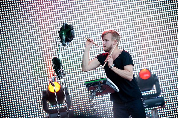 2012-06-15 - Icona Pop från Summerburst Stockholm, Stockholm