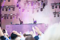 2012-06-15 - Icona Pop från Summerburst Stockholm, Stockholm