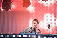 2012-06-15 - Icona Pop från Summerburst Stockholm, Stockholm