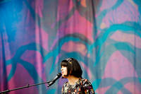 2012-06-16 - Bat For Lashes från Hultsfredsfestivalen, Hultsfred