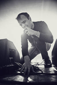 2012-06-16 - Future Islands från Hultsfredsfestivalen, Hultsfred