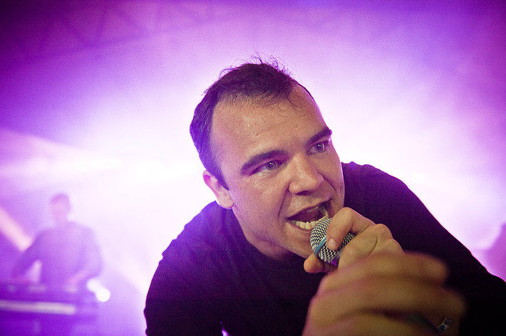 2012-06-16 - Future Islands från Hultsfredsfestivalen, Hultsfred