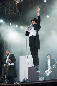 2012-06-17 - The Hives från Greenfield Festival, Interlaken