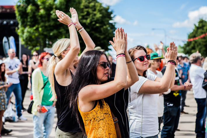 2012-06-27 - Områdesbilder från Peace & Love, Borlänge