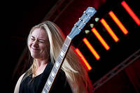 2012-06-27 - Joanne Shaw Taylor från Peace & Love, Borlänge