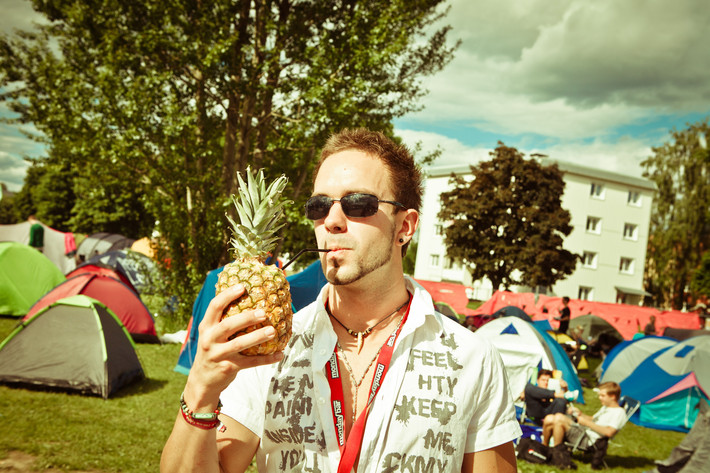 2012-06-28 - Områdesbilder från Peace & Love, Borlänge