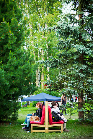 2012-06-27 - Områdesbilder från Peace & Love, Borlänge