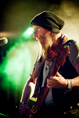 2012-06-29 - Mattias Hellberg & The Fur Heads från Peace & Love, Borlänge