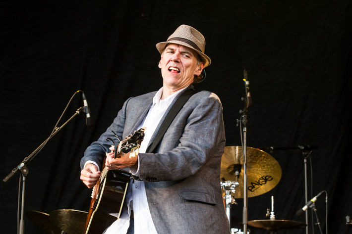 2012-06-30 - John Hiatt från Peace & Love, Borlänge
