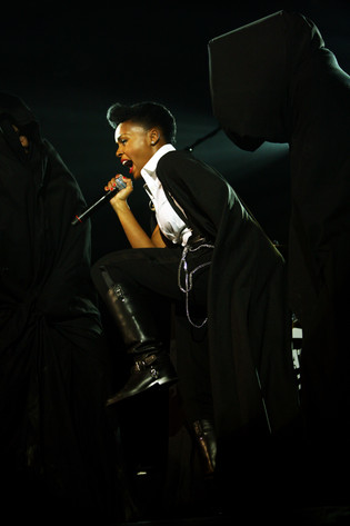 2012-07-05 - Janelle Monae från Roskildefestivalen, Roskilde