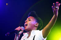 2012-07-05 - Janelle Monae från Roskildefestivalen, Roskilde