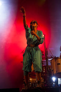 2012-07-06 - Bomba Estéreo från Roskildefestivalen, Roskilde