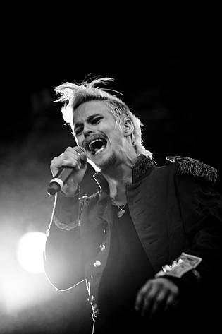 2012-07-07 - H.E.A.T från Getaway Rock, Gävle