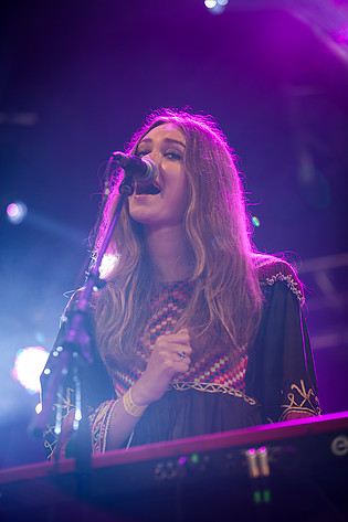 2012-07-07 - First Aid Kit från Roskildefestivalen, Roskilde 2012-07-07 - First Aid Kit från Roskildefestivalen, Roskilde