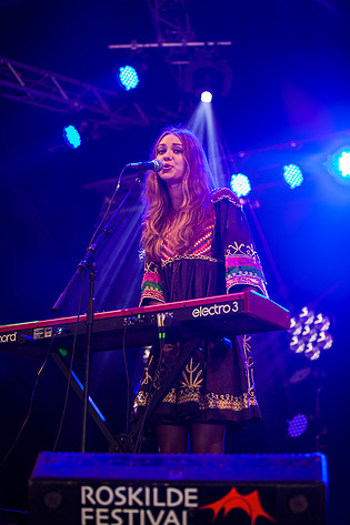 2012-07-07 - First Aid Kit från Roskildefestivalen, Roskilde 2012-07-07 - First Aid Kit från Roskildefestivalen, Roskilde