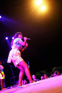2012-07-08 - Santigold från Roskildefestivalen, Roskilde