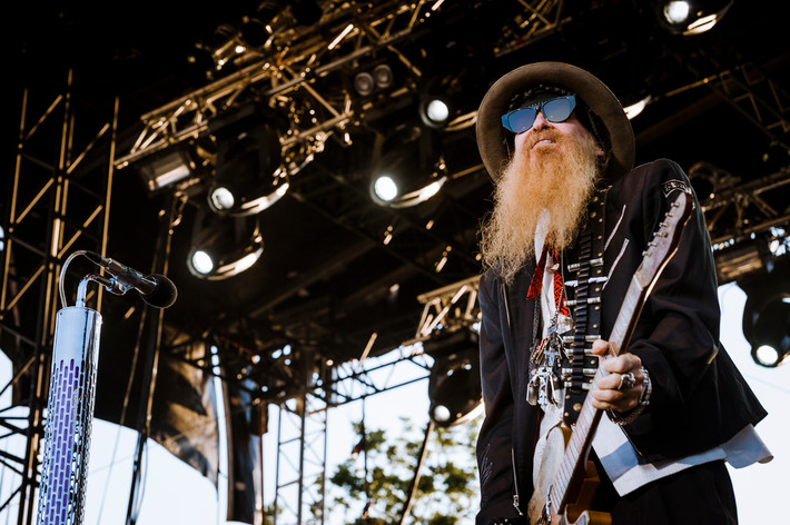 2012-07-23 - ZZ Top från Öja Slottsruin, Ystad