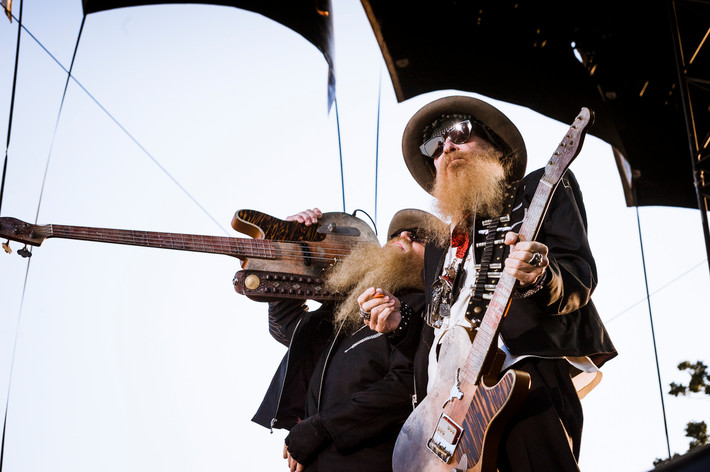 2012-07-23 - ZZ Top från Öja Slottsruin, Ystad