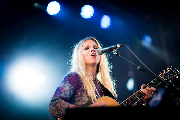 2012-07-18 - Lisa Miskovsky från Rådhustorget, Umeå