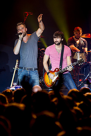 2012-07-24 - Lady Antebellum från Trädgår'n, Göteborg
