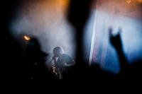 2012-07-27 - Crystal Castles från Emmabodafestivalen, Emmaboda