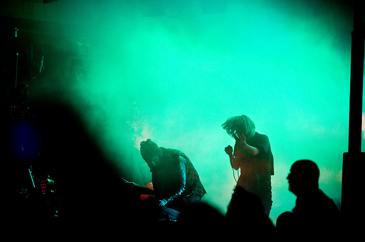 2012-07-27 - Crystal Castles från Emmabodafestivalen, Emmaboda