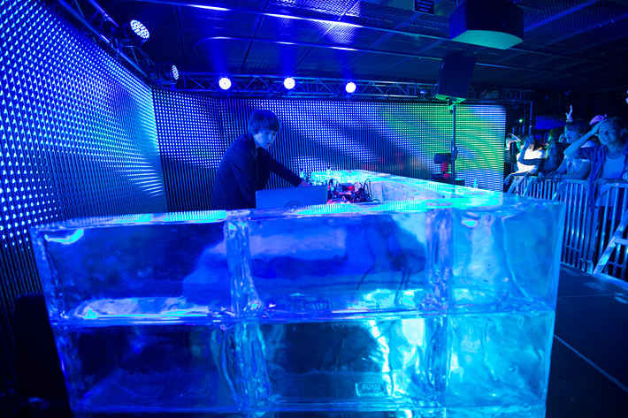 2012-08-08 - Madeon från Way Out West, Göteborg