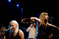 2012-08-09 - Sibille Attar från Way Out West, Göteborg