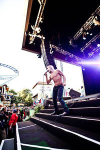 2012-08-10 - Iggy & The Stooges från Gröna Lund, Stockholm