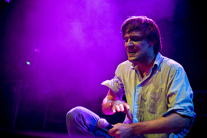 2012-08-10 - John Maus från Way Out West, Göteborg