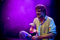 2012-08-10 - John Maus från Way Out West, Göteborg