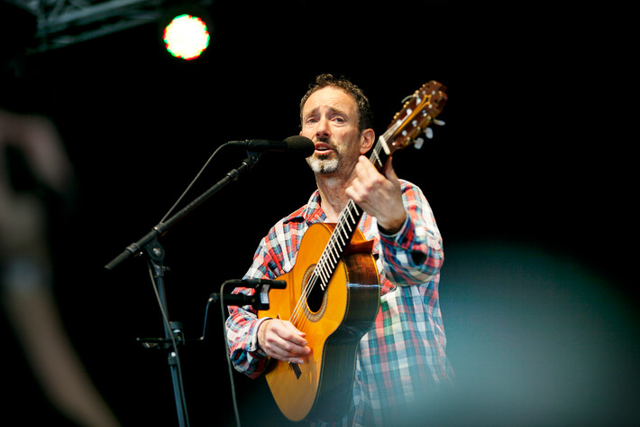 2012-08-11 - Jonathan Richman från Way Out West, Göteborg