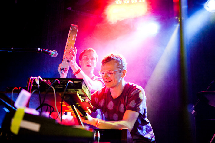 2012-08-10 - Django Django från Way Out West, Göteborg