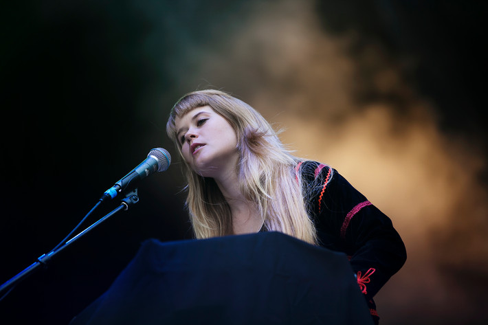 2012-08-10 - Anna von Hausswolff från Way Out West, Göteborg