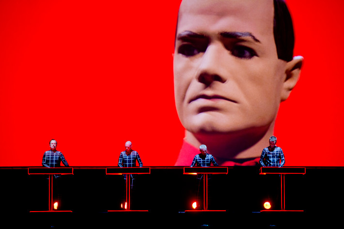 2012-08-11 - Kraftwerk från Way Out West, Göteborg