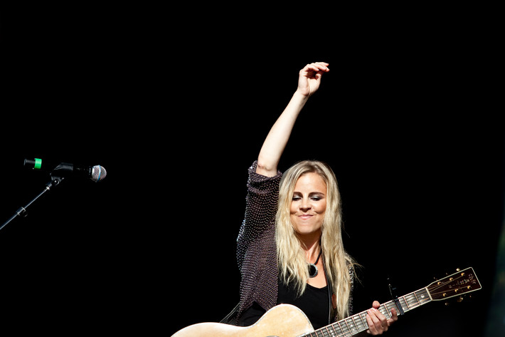2012-08-19 - Lisa Miskovsky från Götaplatsen, Göteborg