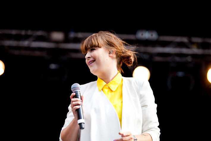 2012-08-19 - Linnea Henriksson från Götaplatsen, Göteborg
