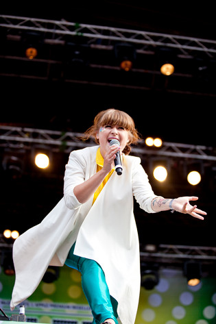 2012-08-19 - Linnea Henriksson från Götaplatsen, Göteborg