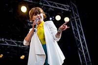 2012-08-19 - Linnea Henriksson från Götaplatsen, Göteborg