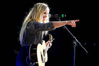 2012-08-19 - Lisa Miskovsky från Götaplatsen, Göteborg