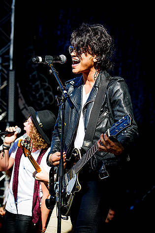 2012-08-19 - Sons of Midnight från Götaplatsen, Göteborg